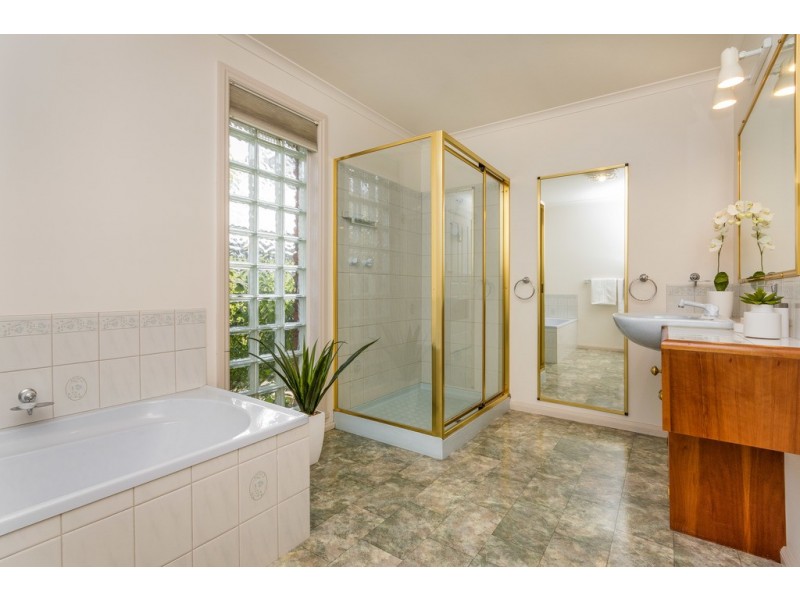 45 Rothesay Close, Newnham TAS 7248