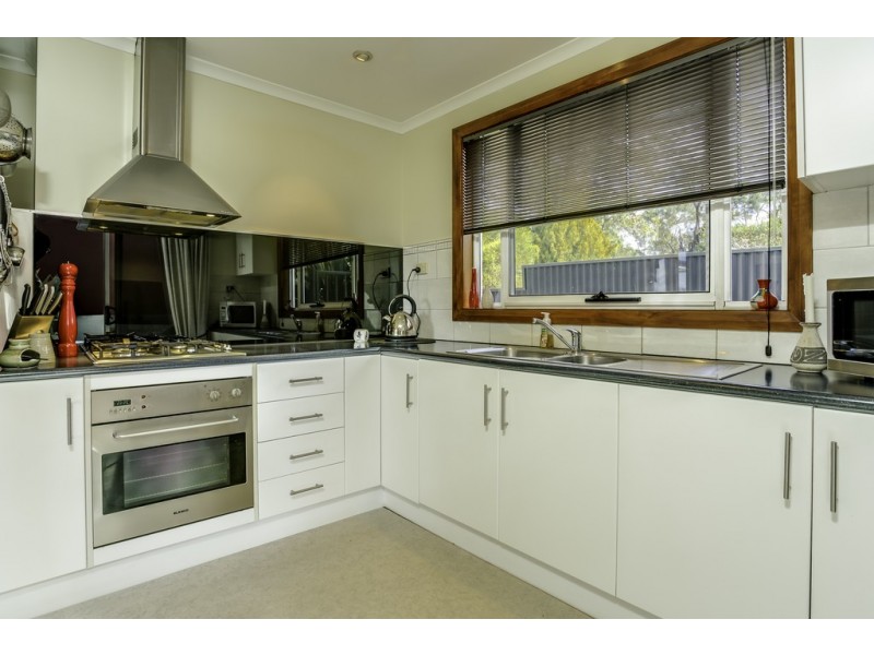 11 Old Coach Road, Gravelly Beach TAS 7276