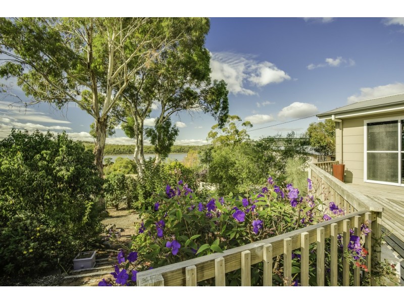 11 Old Coach Road, Gravelly Beach TAS 7276