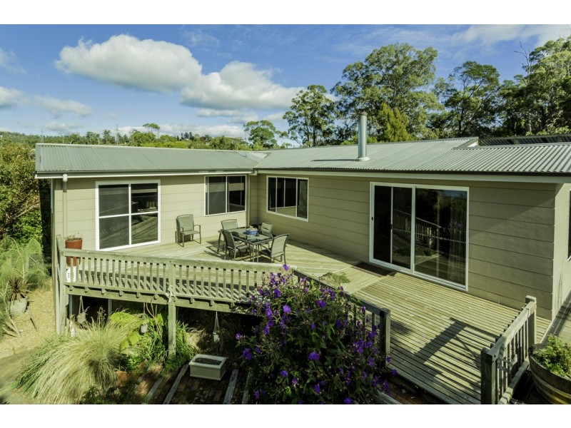 11 Old Coach Road, Gravelly Beach TAS 7276