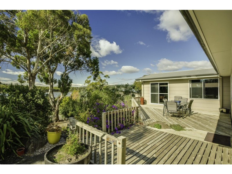 11 Old Coach Road, Gravelly Beach TAS 7276