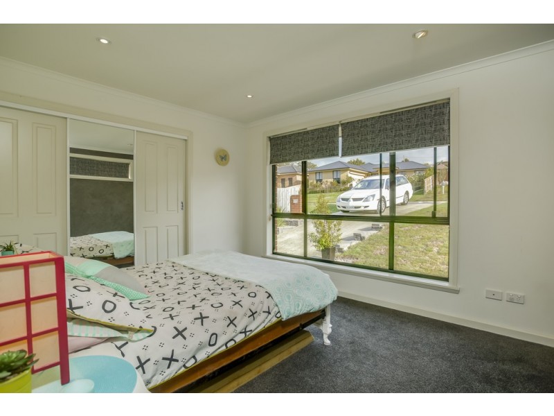 4 Jasmine Crt, Prospect TAS 7250