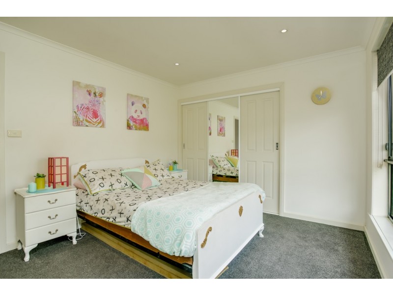 4 Jasmine Crt, Prospect TAS 7250