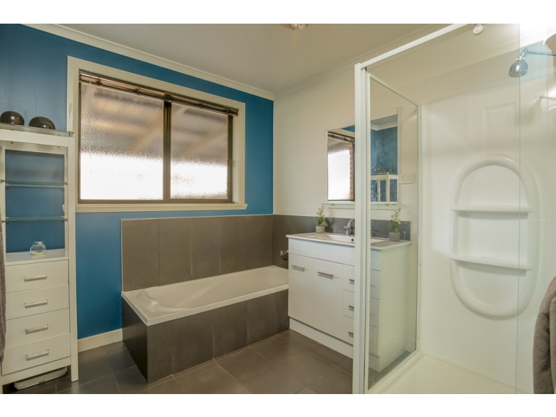 4 Jasmine Crt, Prospect TAS 7250