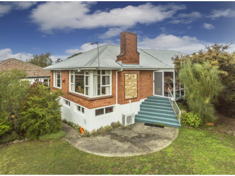 9 Dapple Street, Norwood TAS 7250
