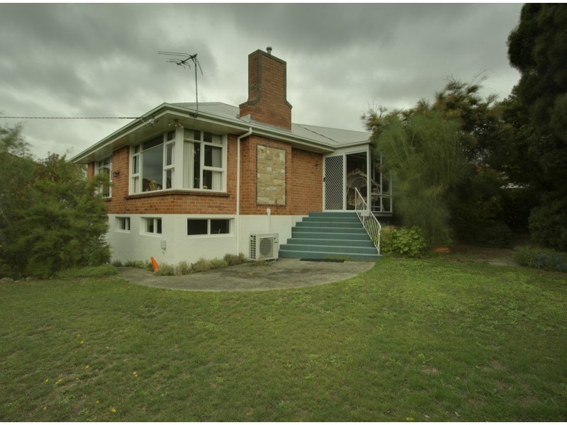 9 Dapple Street, Norwood TAS 7250