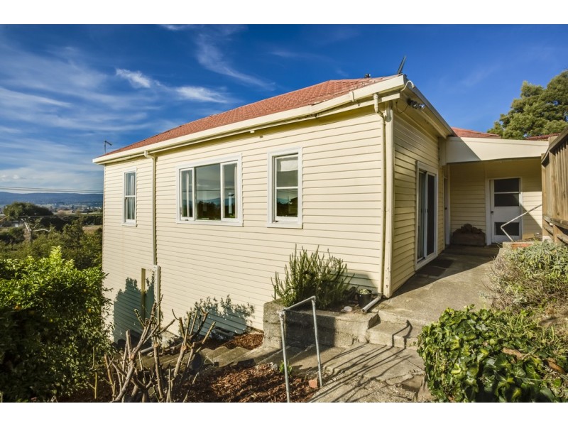 51 West Tamar Rd, Trevallyn TAS 7250