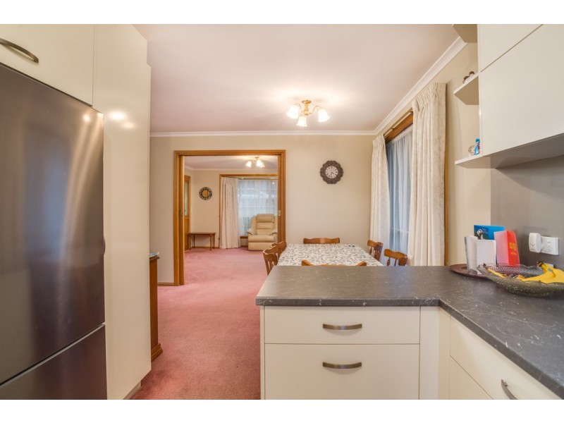 52 Cambridge St, West Launceston TAS 7250