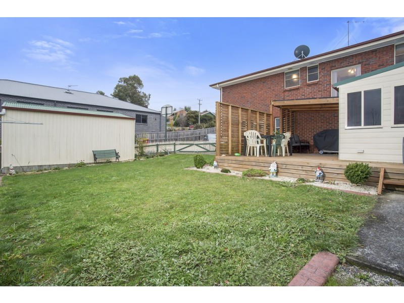 52 Cambridge St, West Launceston TAS 7250