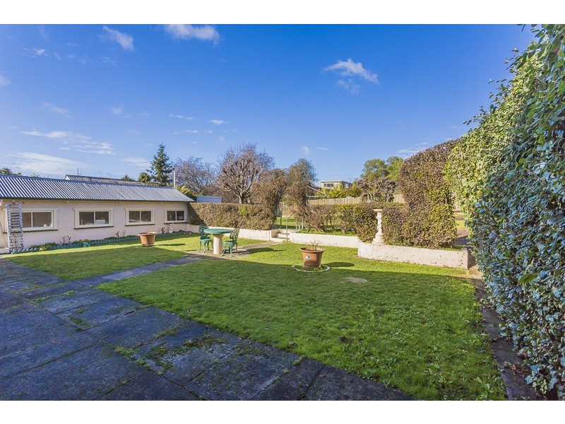 2 Bennett St, South Launceston TAS 7249