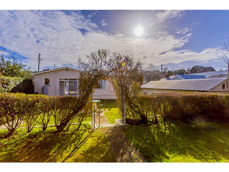 2 Bennett St, South Launceston TAS 7249