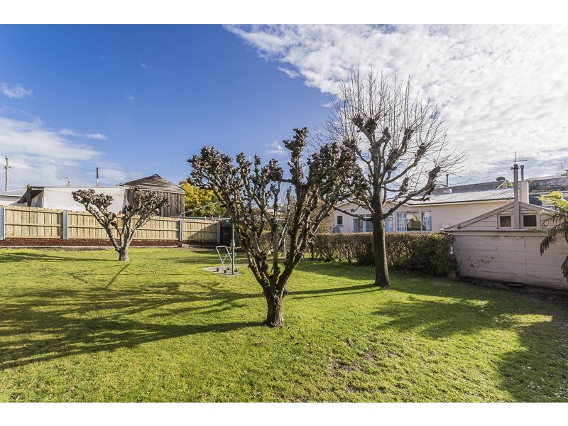 2 Bennett St, South Launceston TAS 7249