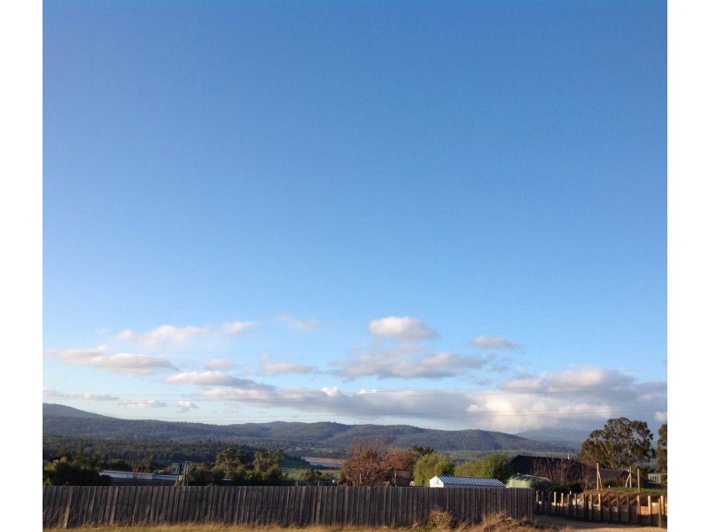 2 Triglia Crt, Legana TAS 7277