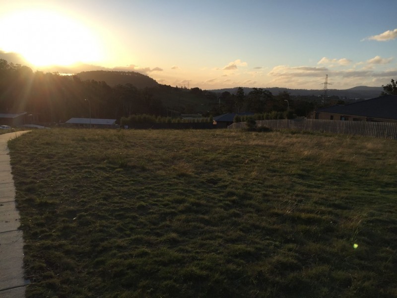 2 Triglia Crt, Legana TAS 7277