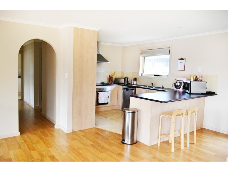 2/4 Gosling Grove, Legana TAS 7277