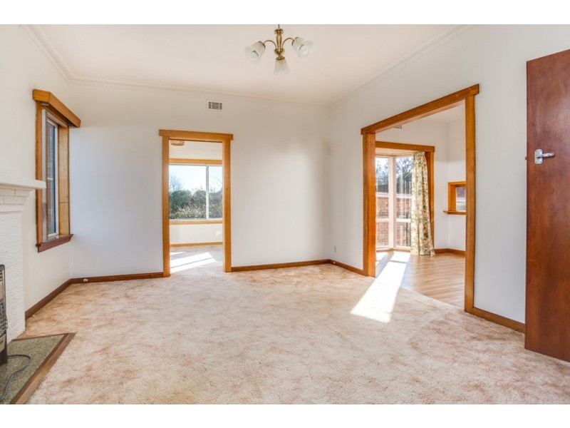 15 Helen St, Newstead TAS 7250