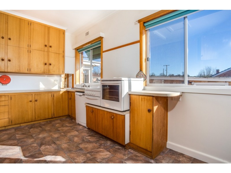 15 Helen St, Newstead TAS 7250