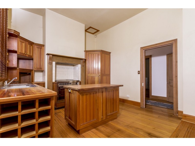 9 Hampden St, South Launceston TAS 7249