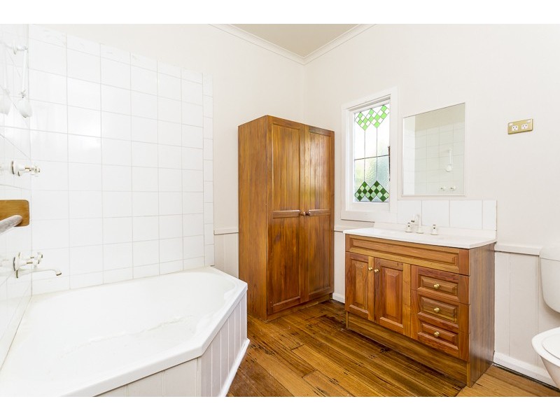 9 Hampden St, South Launceston TAS 7249