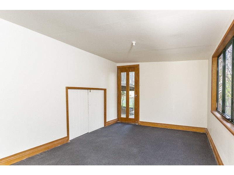 9 Hampden St, South Launceston TAS 7249