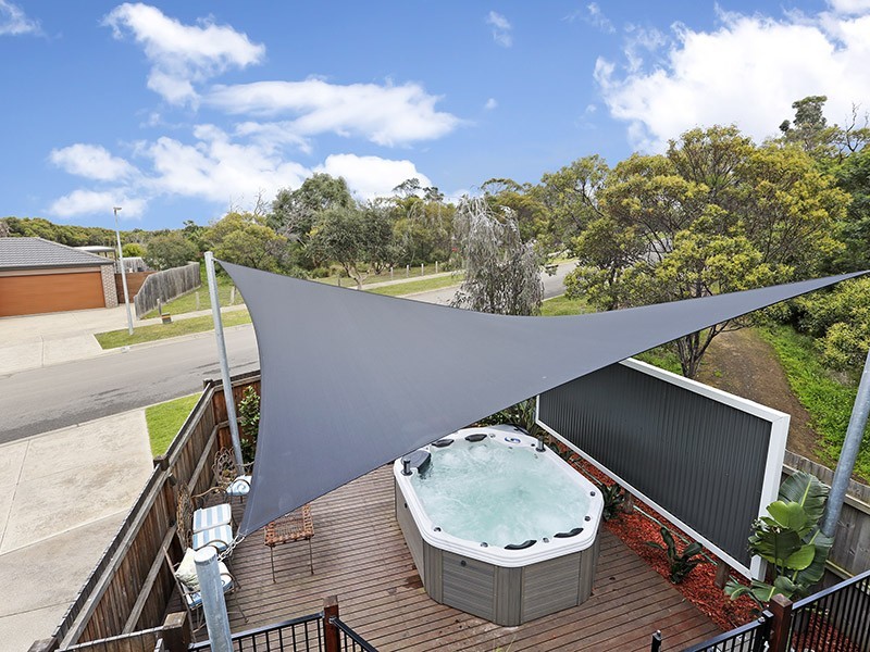 31 Edwards Point Road, St Leonards VIC 3223