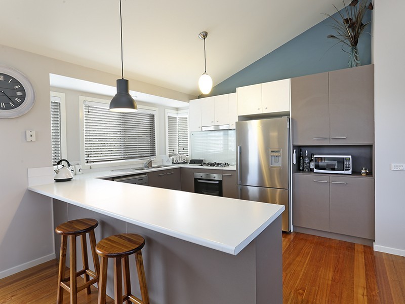 31 Edwards Point Road, St Leonards VIC 3223