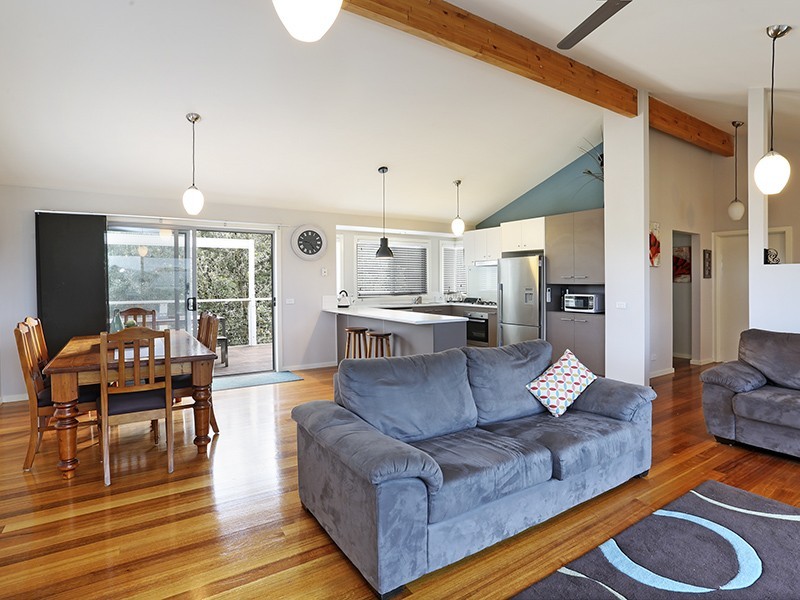 31 Edwards Point Road, St Leonards VIC 3223