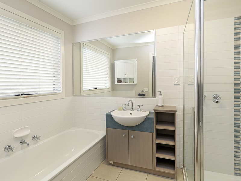 31 Edwards Point Road, St Leonards VIC 3223