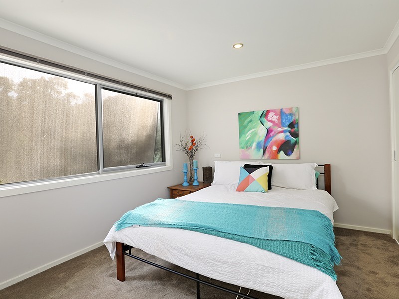 31 Edwards Point Road, St Leonards VIC 3223