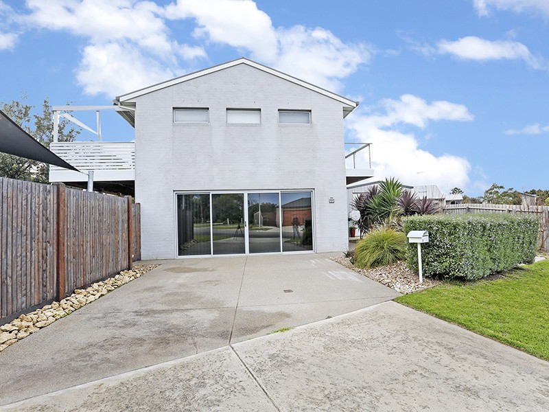 31 Edwards Point Road, St Leonards VIC 3223