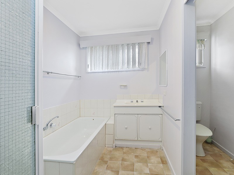 11 Thamballina Road, Clifton Springs VIC 3222