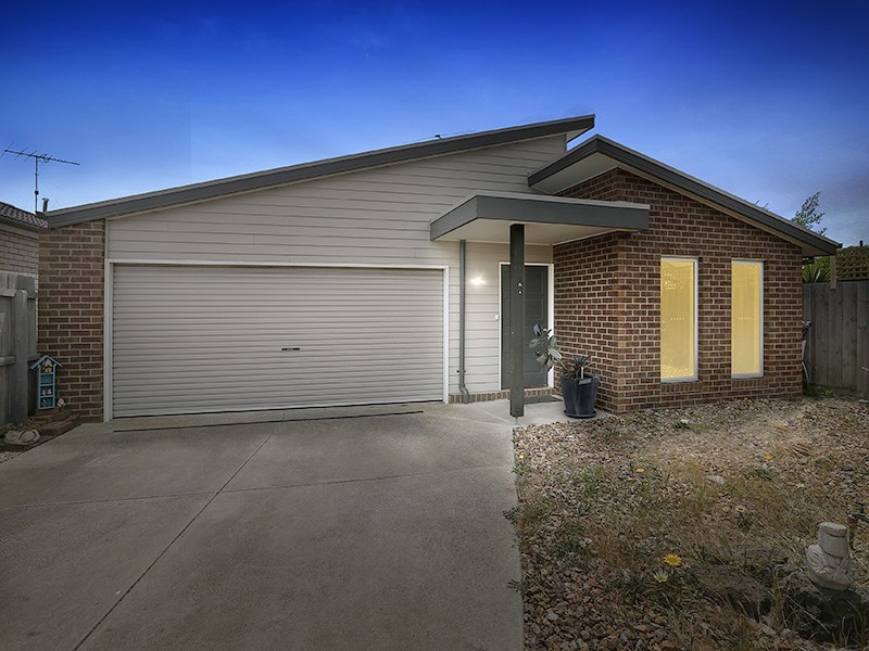 7 Waters Way, St Leonards VIC 3223