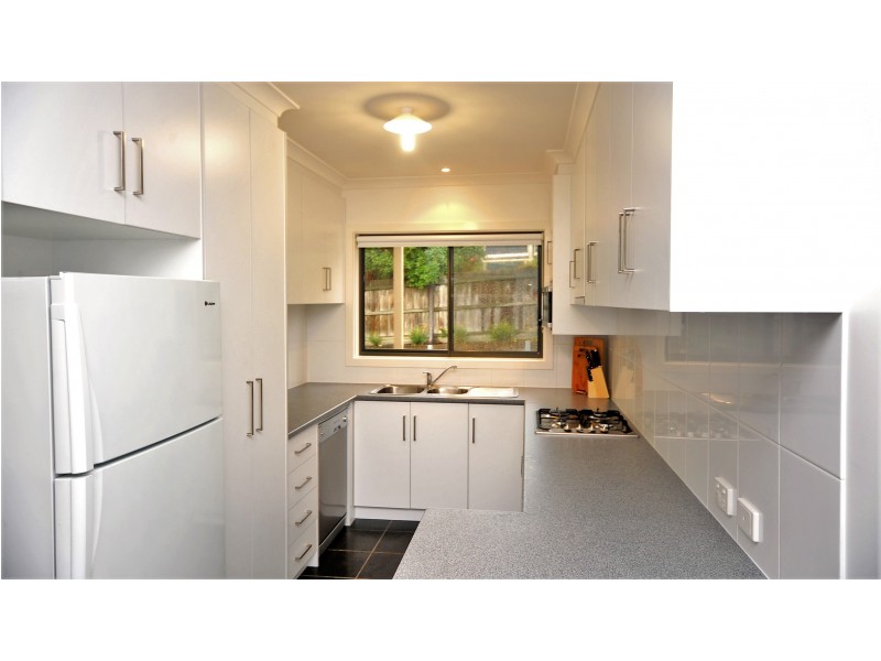 2/31 Boonderabbi Drive, Clifton Springs VIC 3222