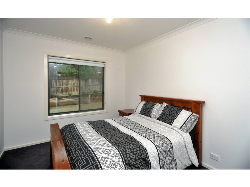 2/31 Boonderabbi Drive, Clifton Springs VIC 3222