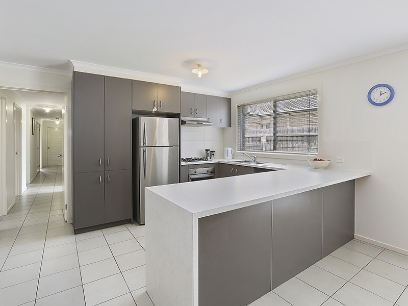 7 Waters Way, St Leonards VIC 3223