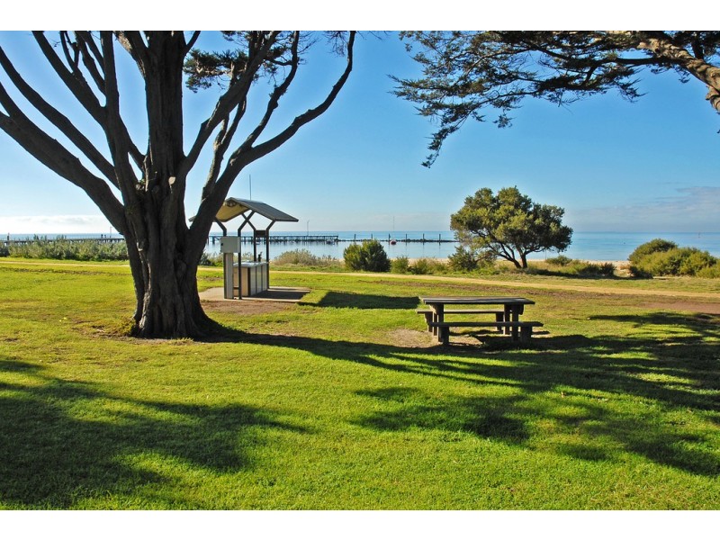 5 (Lot 75) Whipbird Way, St Leonards VIC 3223