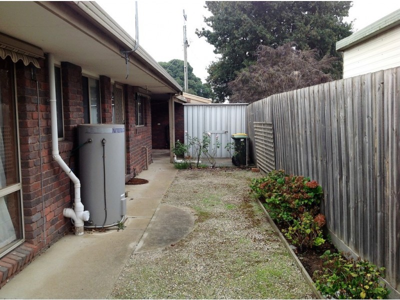 2/5 Granville Street, Drysdale VIC 3222