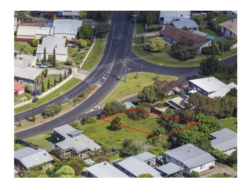 76 Sunset Strip, Ocean Grove VIC 3226