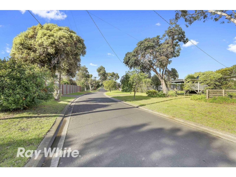 4 Warner Street, Indented Head VIC 3223