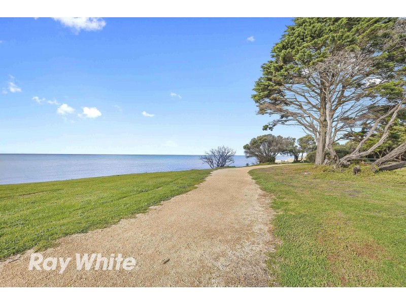 4 Warner Street, Indented Head VIC 3223