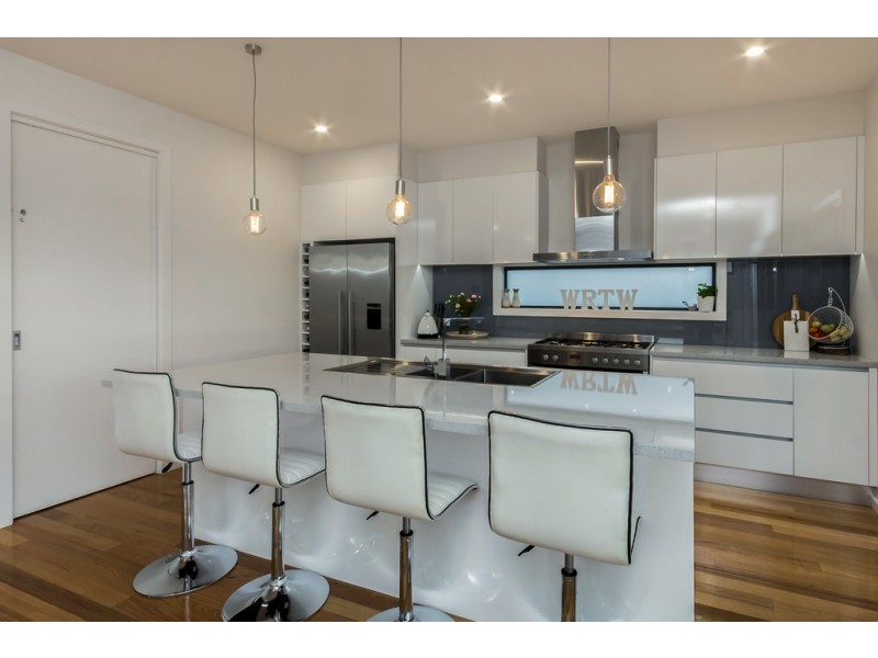 7 Kombi Road, Leopold VIC 3224