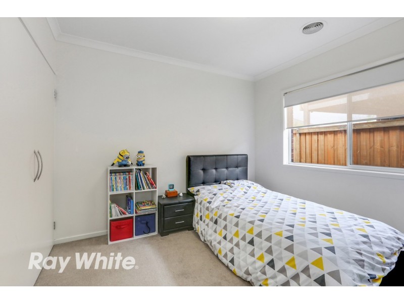 17 Barney Grove, Leopold VIC 3224