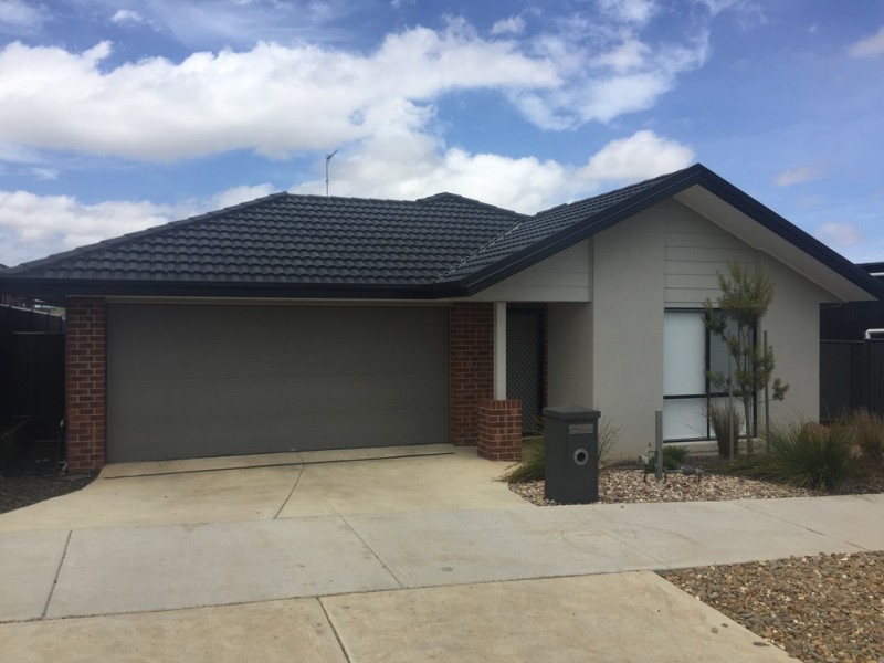 30 Greenvale Dve, Curlewis VIC 3222