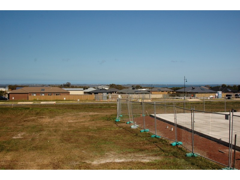 185 Bluff Road, St Leonards VIC 3223