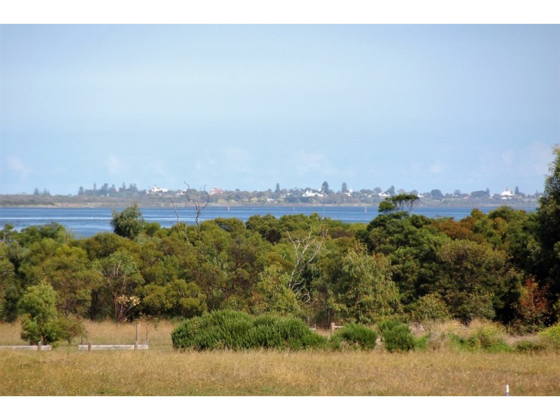 185 Bluff Road, St Leonards VIC 3223