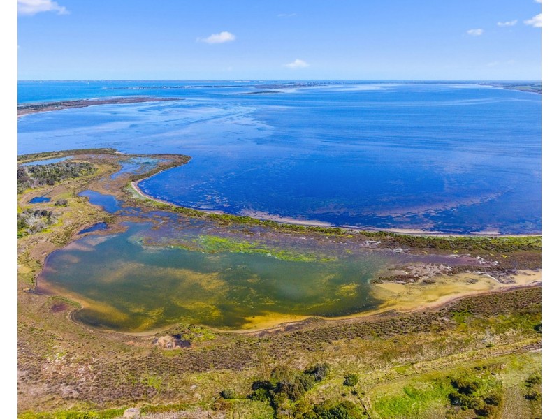 193 Bluff Road, St Leonards VIC 3223