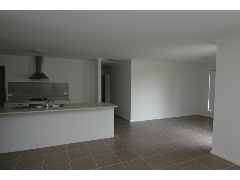 10 Plough Drive, Curlewis VIC 3222