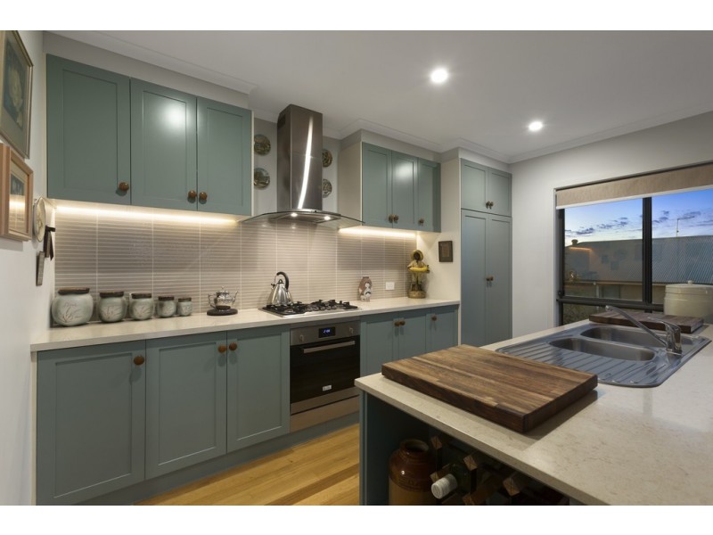 2 The Rise, Portarlington VIC 3223