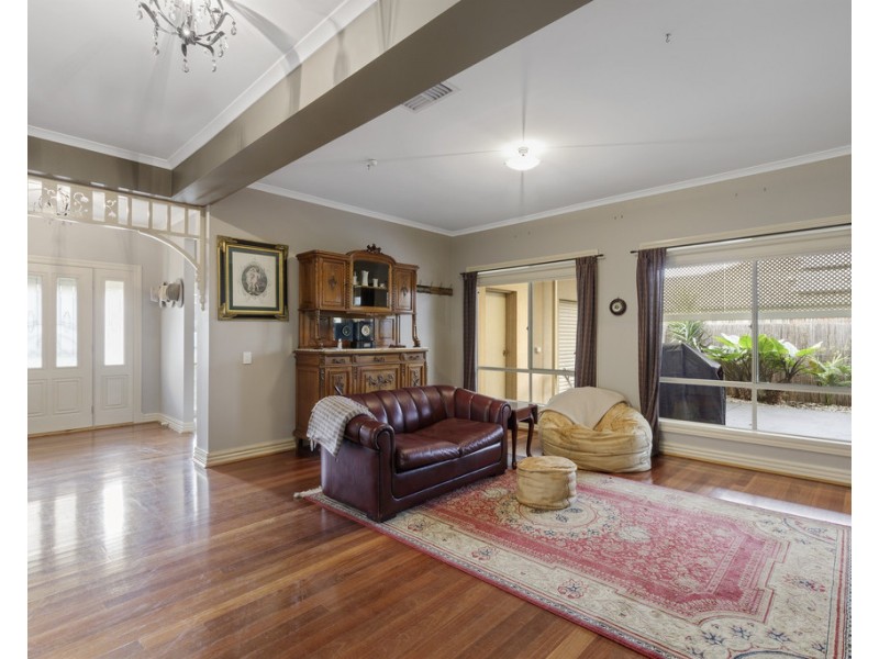 10 Nash Avenue, Drysdale VIC 3222