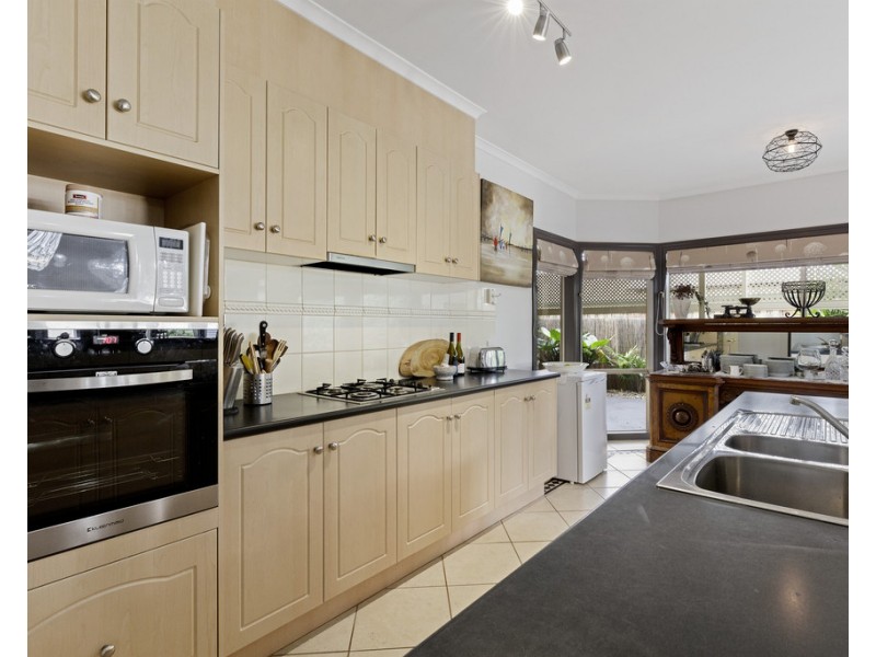 10 Nash Avenue, Drysdale VIC 3222